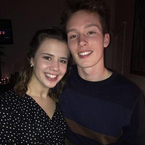 Meet your Posher, Isabelle